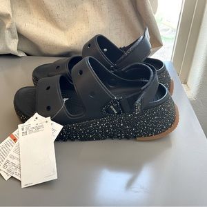 Crocs Hiker Escape Festival Sandal Black 7 NWT